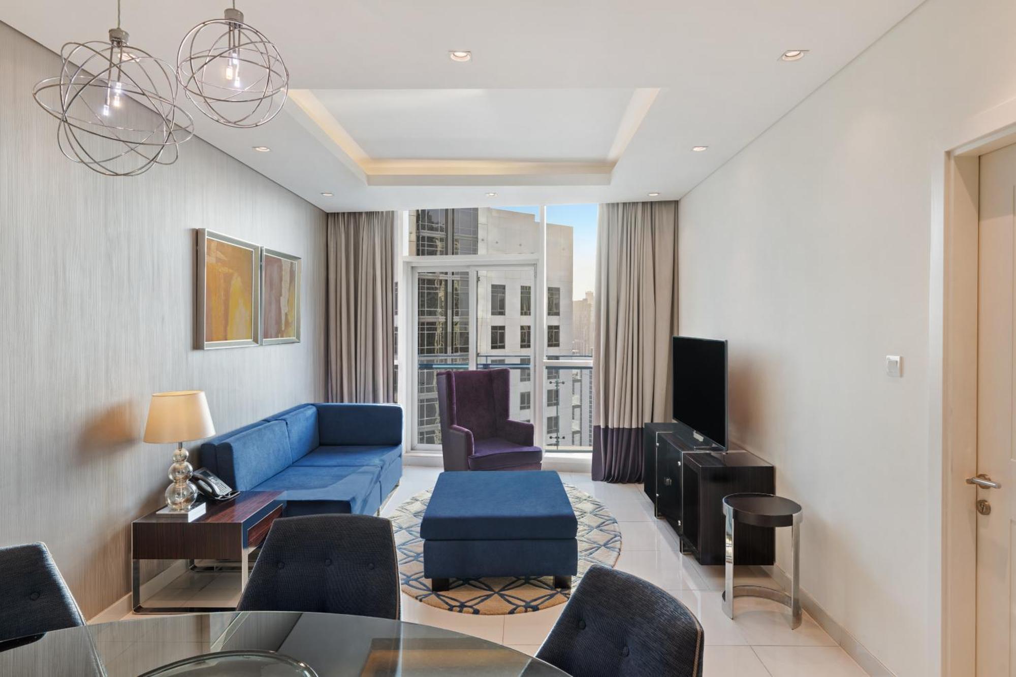 Damac Maison Distinction Dubai Exterior photo Living room